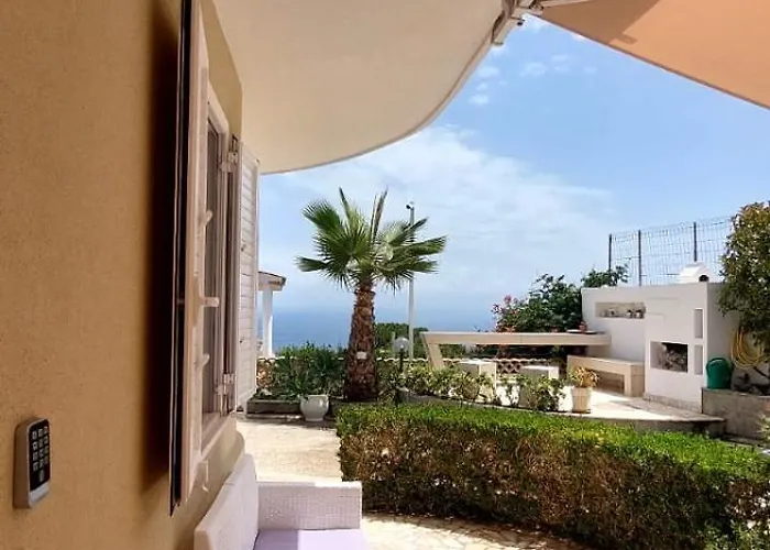 Anna Maria Capo Vaticano